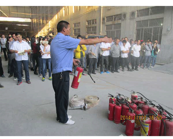 拓普龍2014年度消防演習(圖3) 拓普龍2014年度消防演習