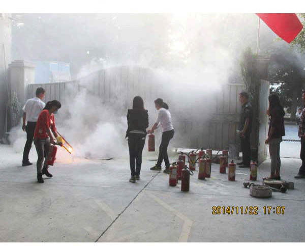 拓普龍2014年度消防演習(圖6) 拓普龍2014年度消防演習