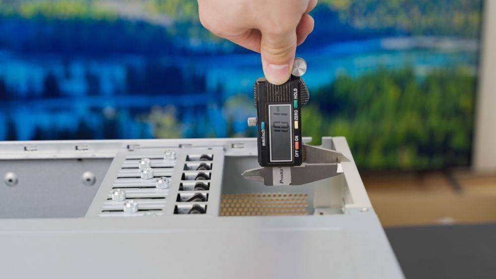 基于AI應(yīng)用的7188ML工控機箱深度評測(圖4) 基于AI應(yīng)用的7188ML工控機箱深度評測(圖4)